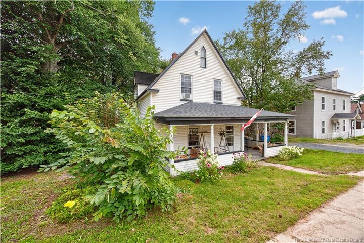 Property Photo:  532 King George Hwy  NB E1V 1N3 