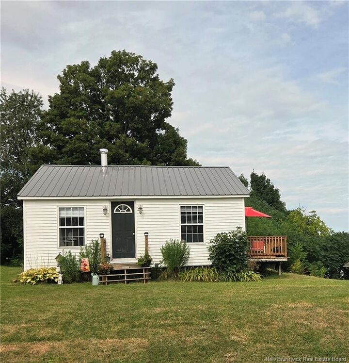Property Photo:  22 Todd St  NB E6G 1B8 