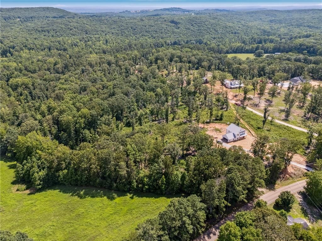 Property Photo: 932 Sardis Road GA 30114