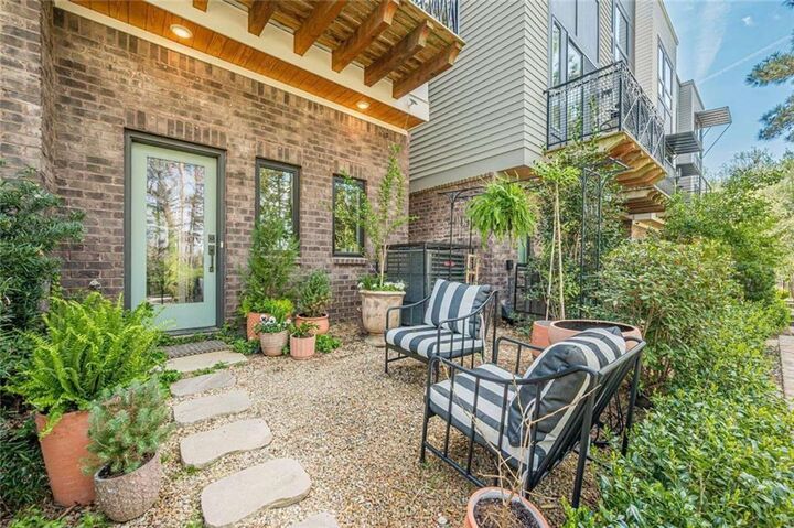 Property Photo:  2199 Lenox Road NE 7  GA 30324 