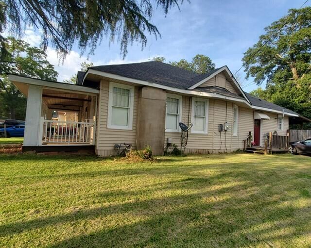 Property Photo:  2924 12th Avenue  GA 31904 