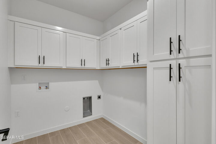 Property Photo: 3021 Impression Street TX 79938