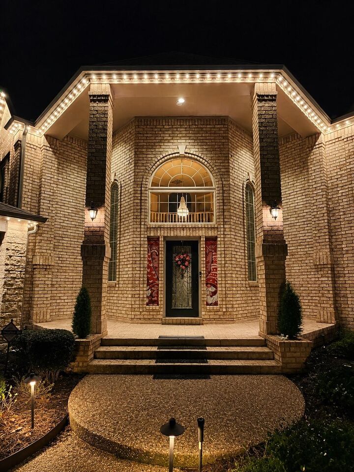 Property Photo: 14142 Champion Village Drive TX 77069