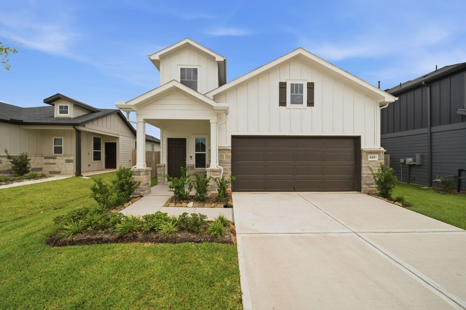 Property Photo:  618 Amber Falls Drive  TX 77356 