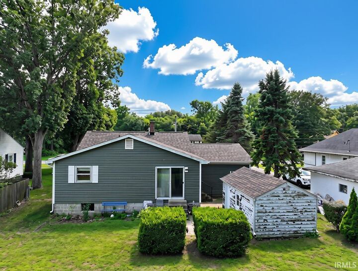 Property Photo:  803 E Lake Street  IN 46534-1344 