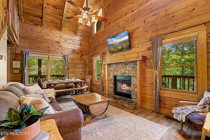 Property Photo: 714 Aerie Way TN 37863