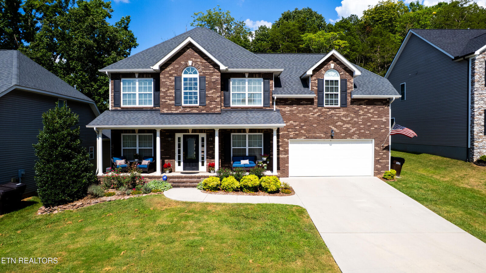 Property Photo: 2614 Sweeping Rain Lane TN 37931
