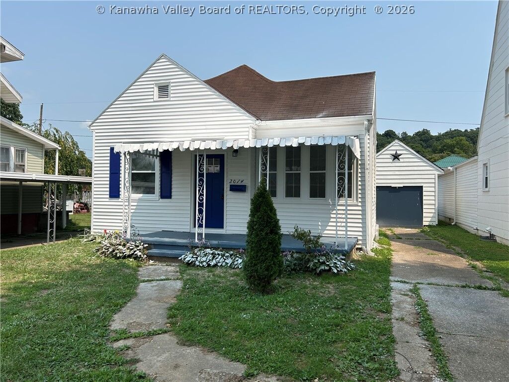Property Photo:  2014 Jefferson Boulevard  WV 25550 