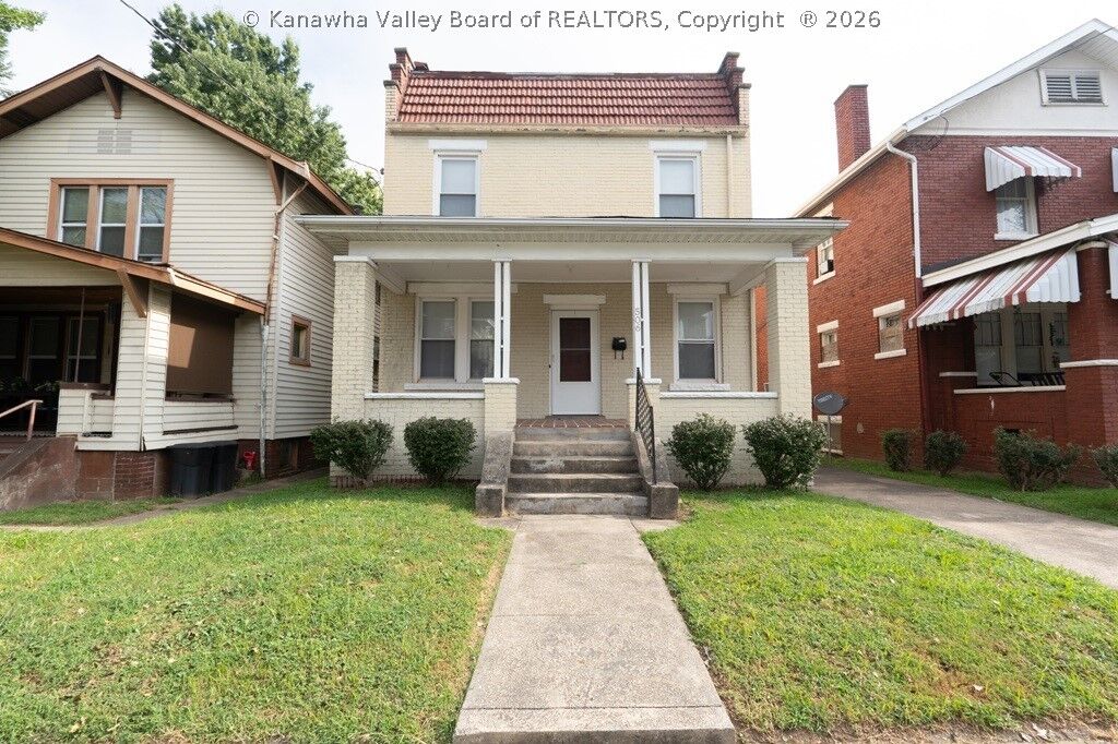 Property Photo:  506 Grant Street  WV 25302 