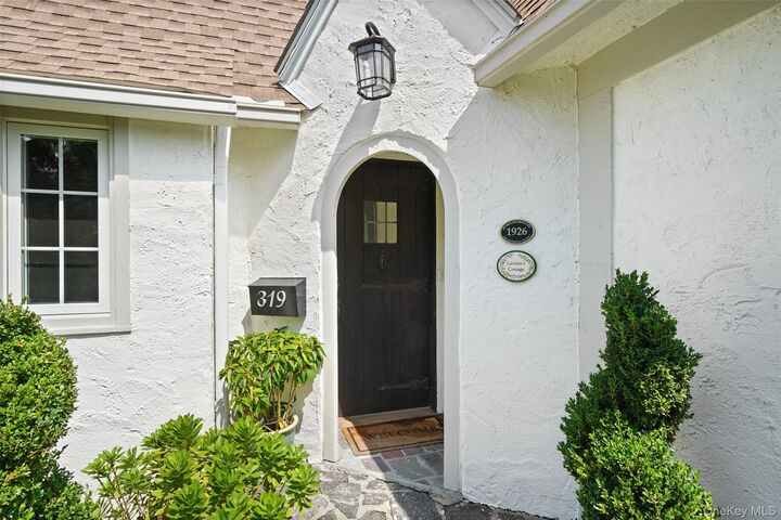 Property Photo: 319 Oakland Beach Avenue NY 10580