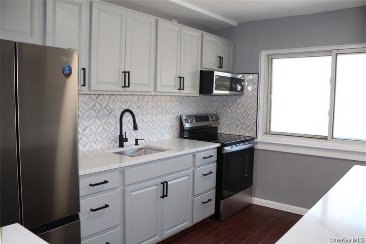 Property Photo: 810 Blooming Grove Turnpike 7 NY 12553