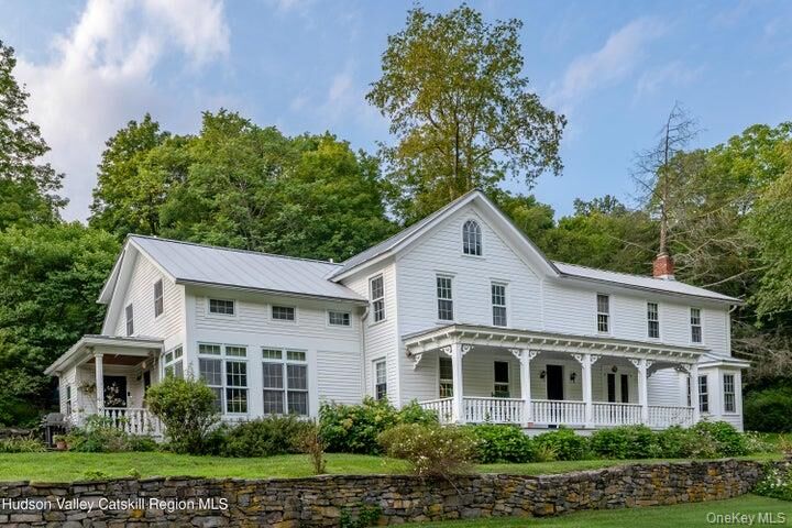 Property Photo:  583 Swartekill Road  NY 12561 