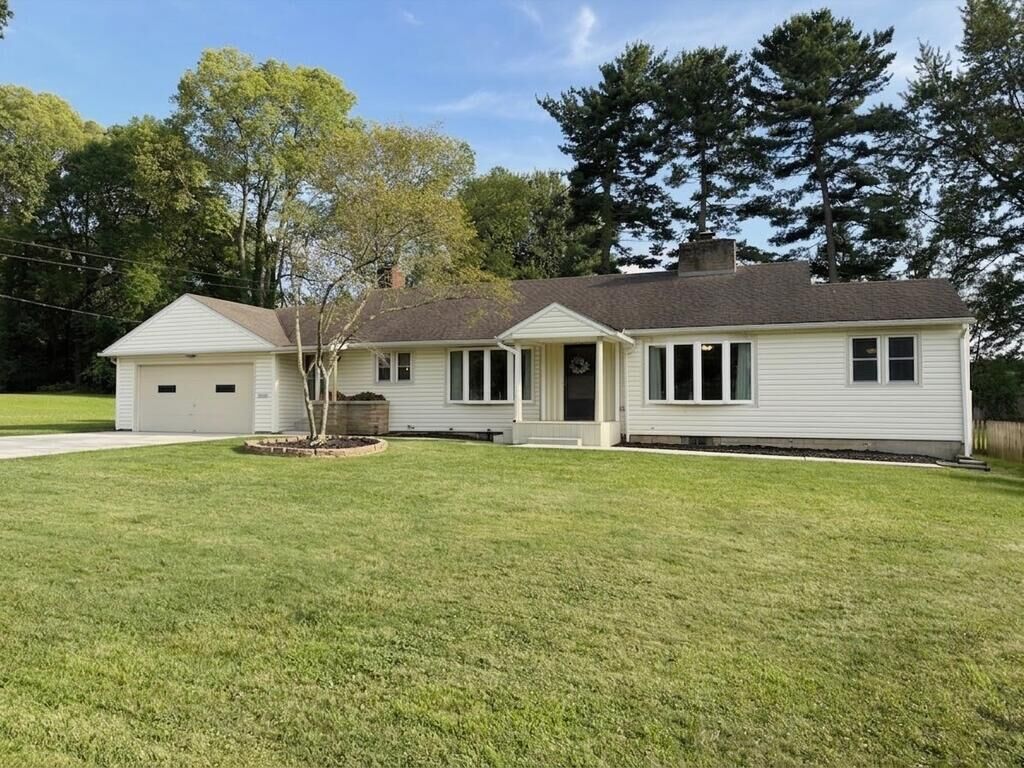 Property Photo: 121 Switzer OH 44833