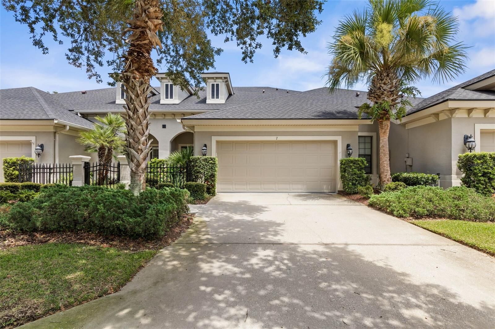 Property Photo: 7 River Landing Drive FL 32137