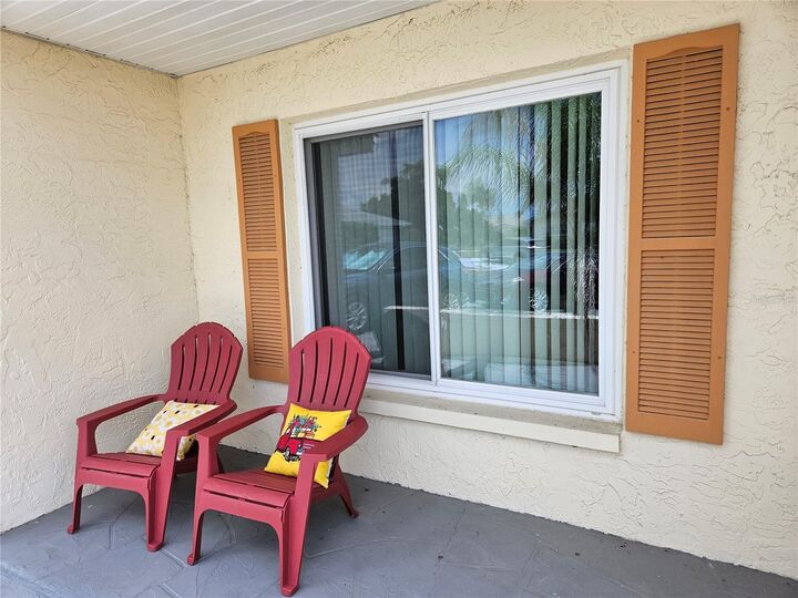 Property Photo: 206 Sola Lane FL 33573