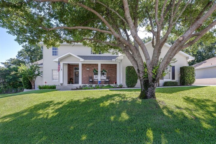 Property Photo:  1016 S Lake Mariam Drive  FL 33884 