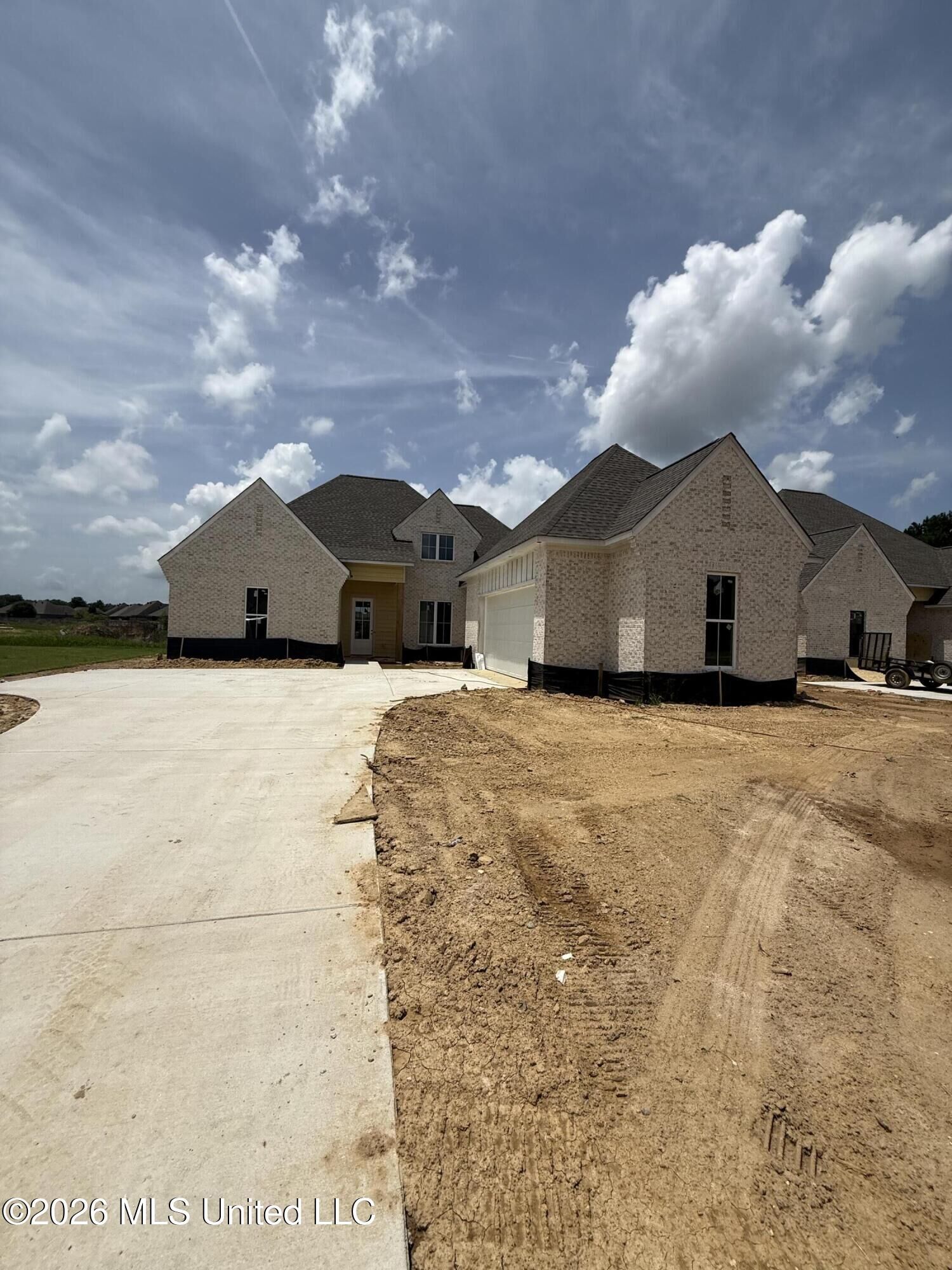Property Photo:  233 Mission Park Drive  MS 39110 