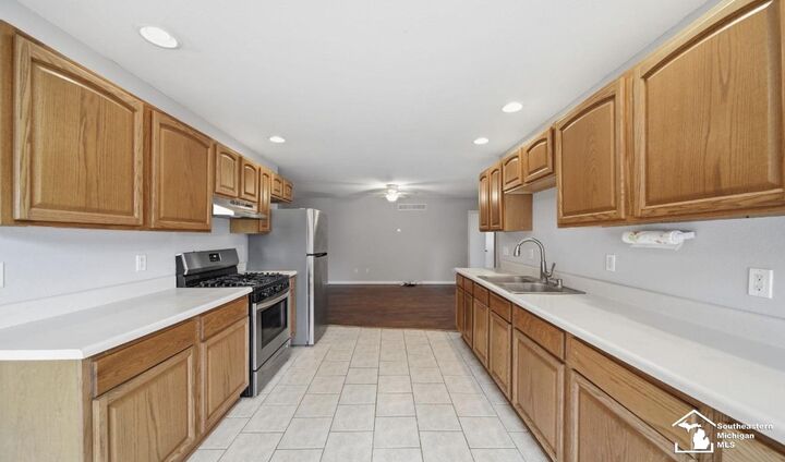 Property Photo: 106 N Talbot Street MI 49220