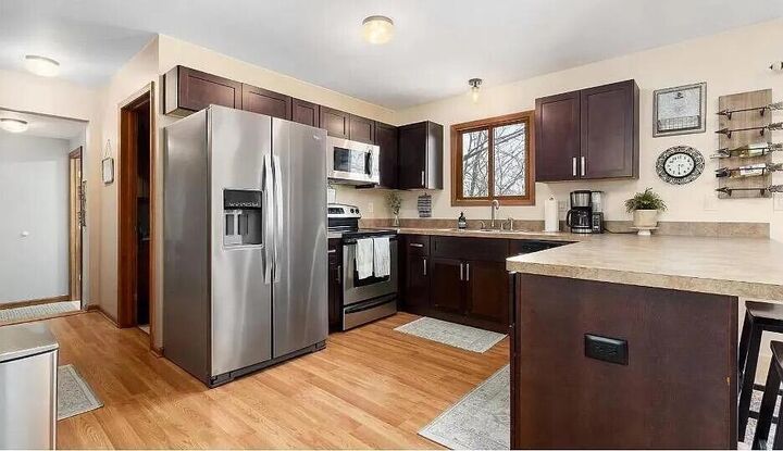 Property Photo:  11816 Highridge Drive  MI 48169 