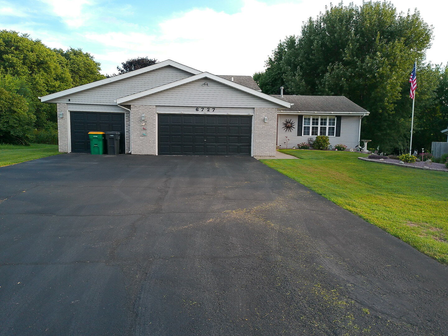 Property Photo: 6727 Sawmill Drive IL 61073