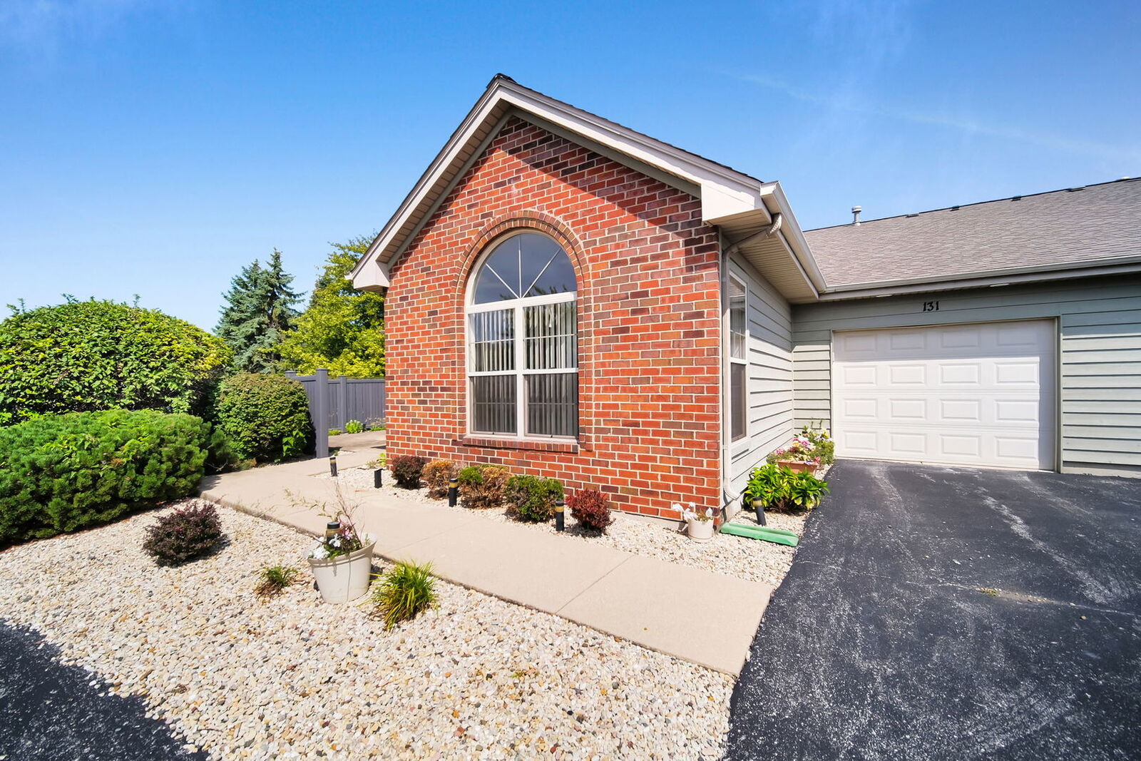 Property Photo: 131 E 163rd Street 16A IL 60473