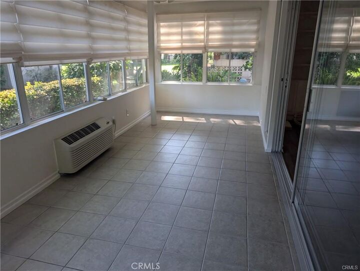 Property Photo: 475 Calle Cadiz D CA 92637
