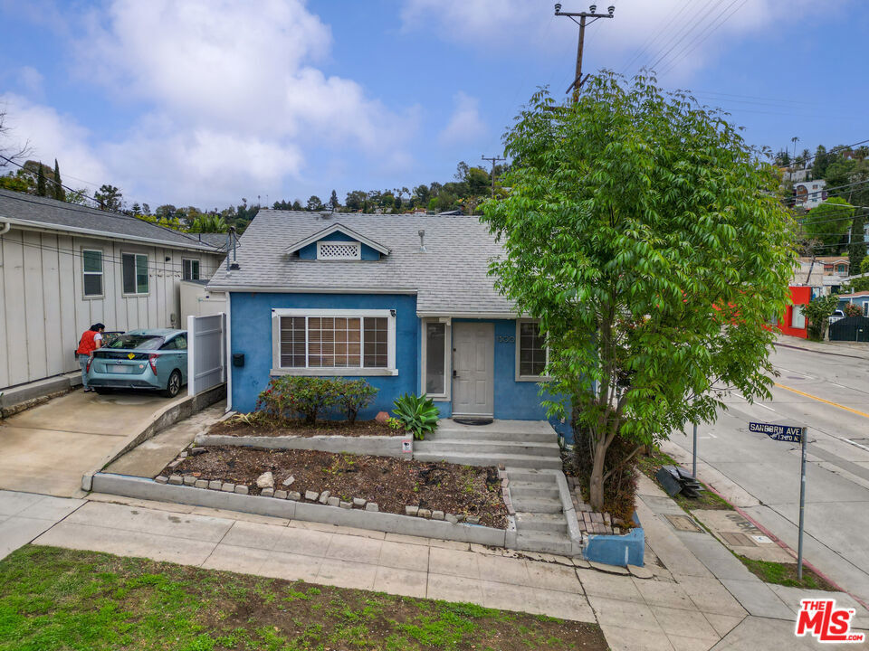 Property Photo:  1300 Sanborn Avenue  CA 90027 