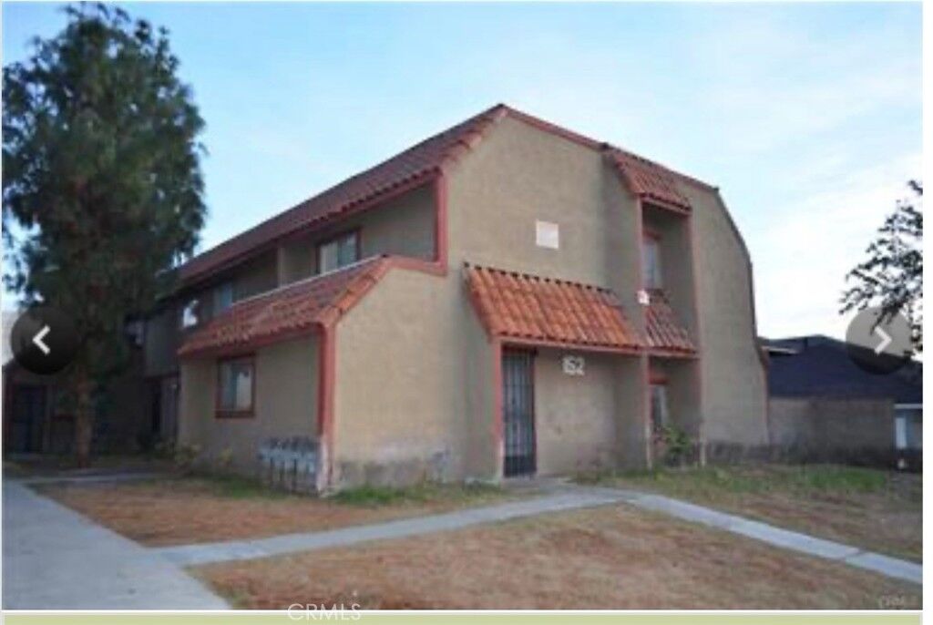 Property Photo: 152 E Jackson Street CA 92376