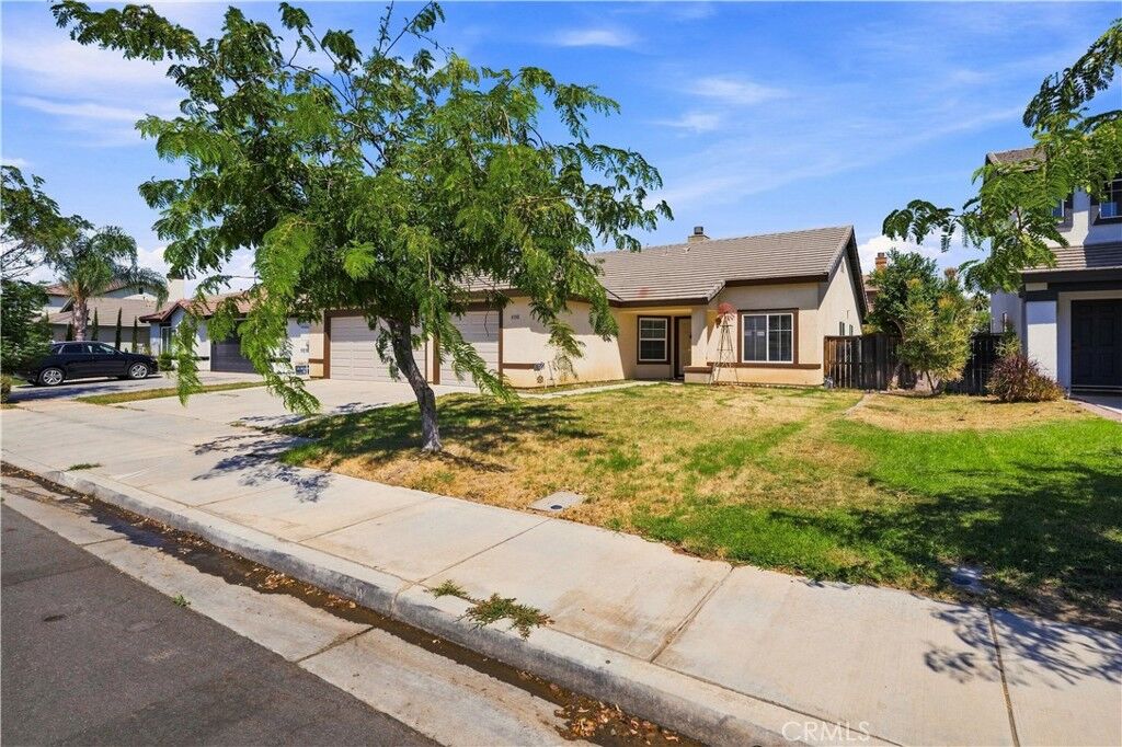 Property Photo:  4330 Amber Ridge  CA 92545 