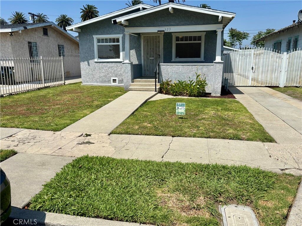 Property Photo:  323 W 82nd Street  CA 90003 