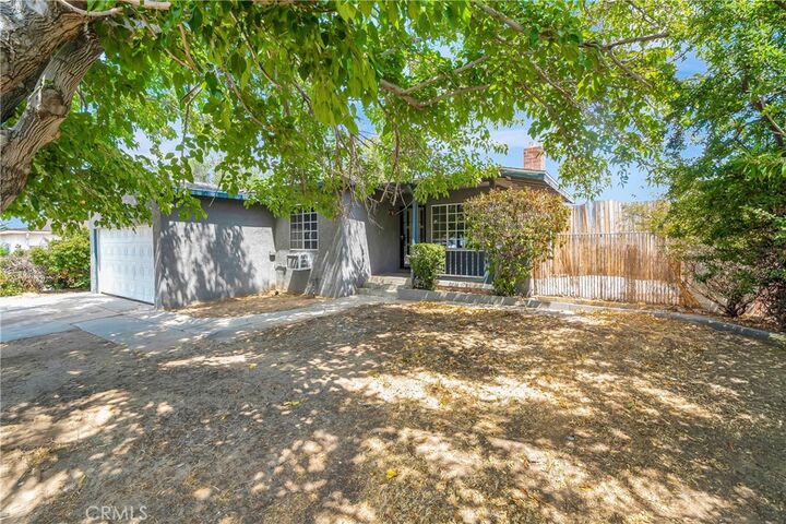 Property Photo:  44258 Foxton  CA 93535 