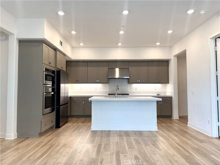 Property Photo:  147 Sash  CA 92618 