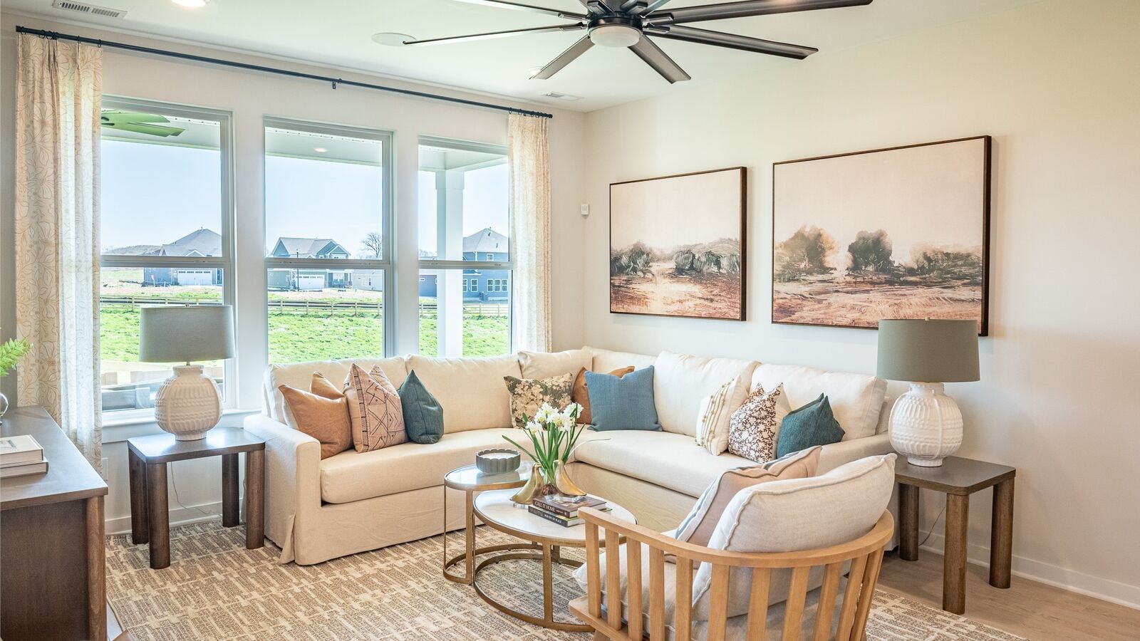 Property Photo: 3801 Red Barn Drive TN 38401