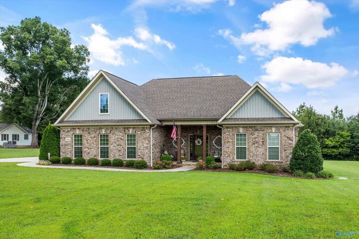 Property Photo: 2235 US Highway 31 AL 35611