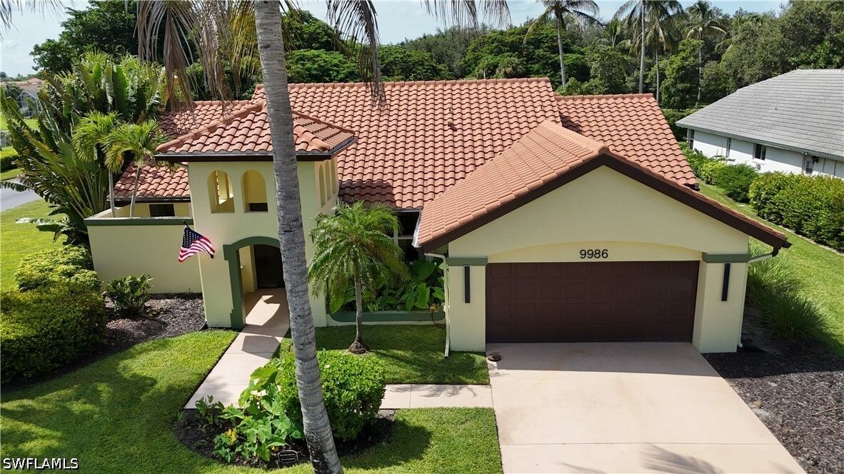 Property Photo: 9986 Mar Largo Circle FL 33919