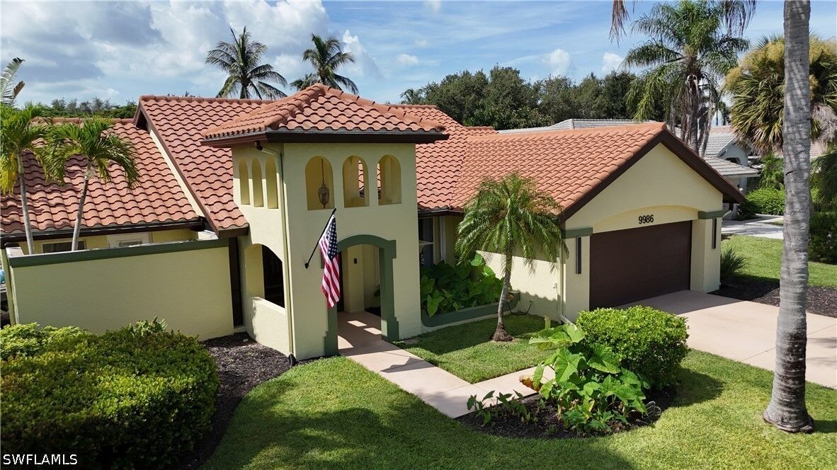 Property Photo:  9986 Mar Largo Circle  FL 33919 