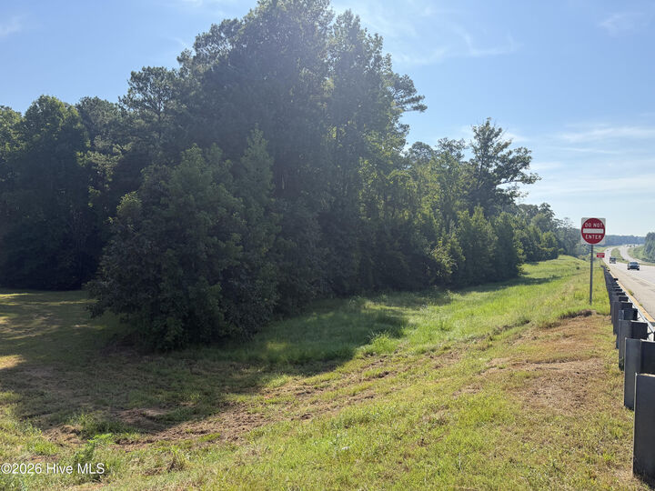 Property Photo: 5006 Washington Road NE GA 30824