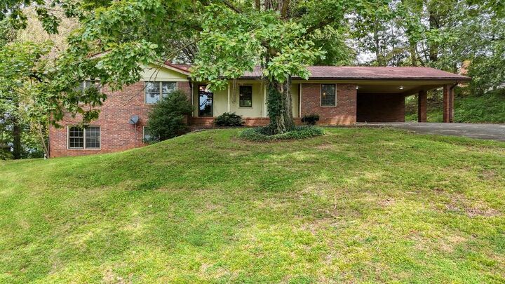 Property Photo: 737 Bell Creek Road GA 30546