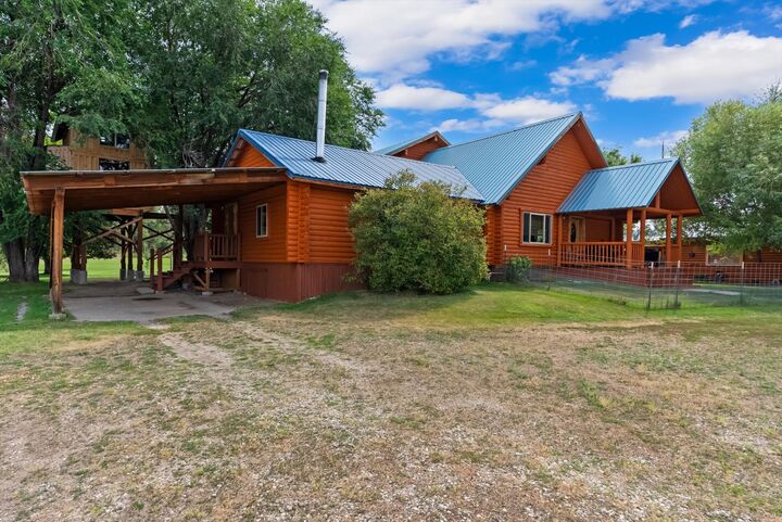 Property Photo: 536 Foley Lane MT 59840
