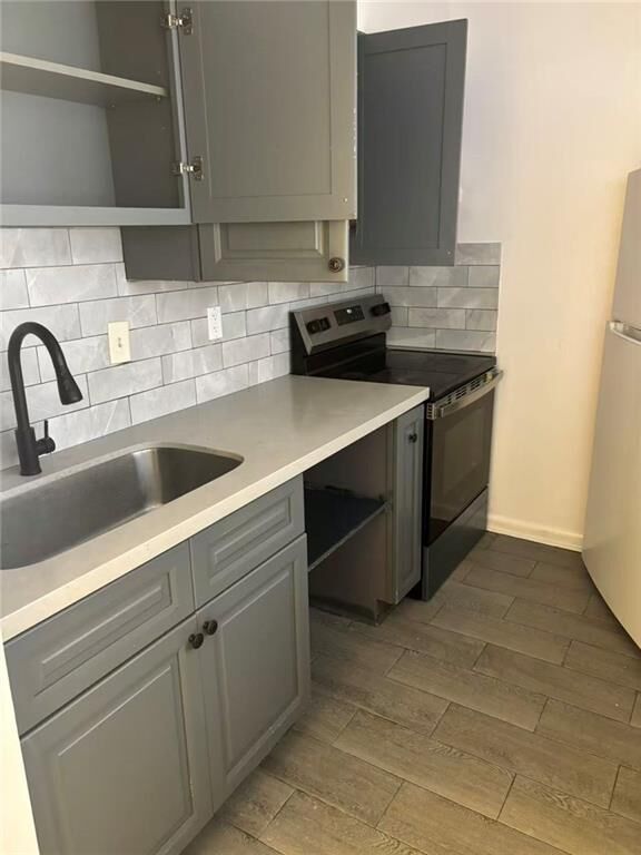 Property Photo: 1616 Newport Place D LA 70065