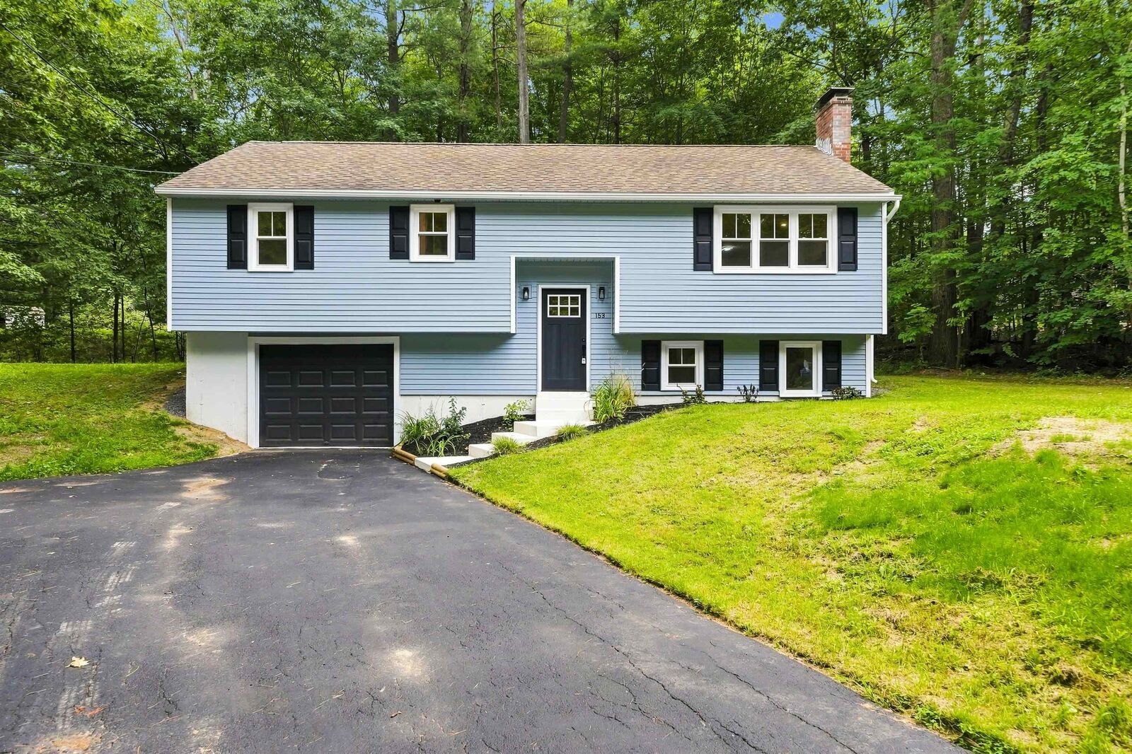 Property Photo:  153 Squantum Road  NH 03452 