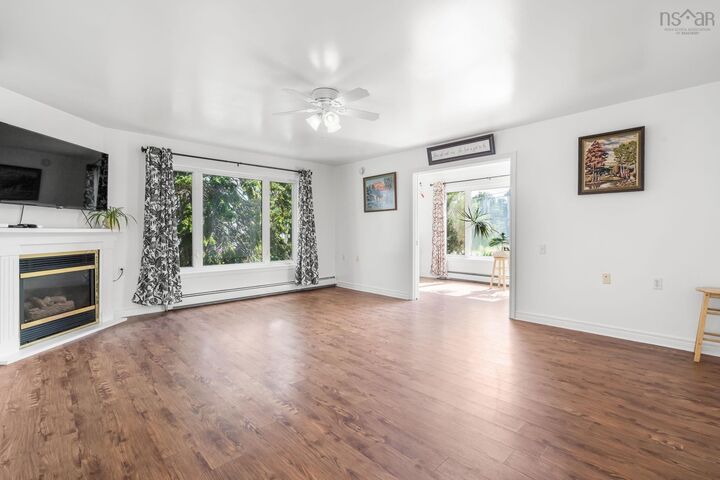 Property Photo:  122 Victoria Street  NS B0N 2T0 