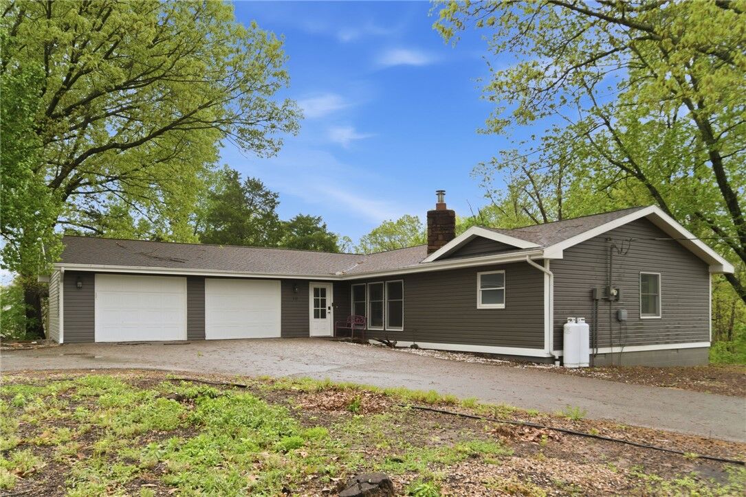 Property Photo:  18 Melbourn Drive  AR 72714 