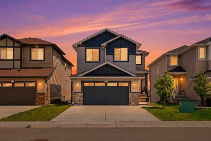 Property Photo:  838 Edgefield Street  AB T0J 1Y0 