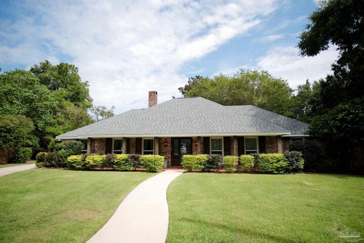 Property Photo:  2695 Tambridge Cir  FL 32503 