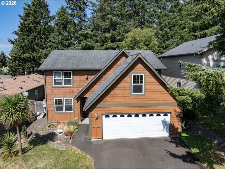 Property Photo: 324 Elk Run Ave OR 97110