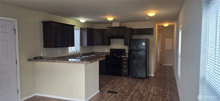 Property Photo:  340 W Prairie Street 12  WA 98382 