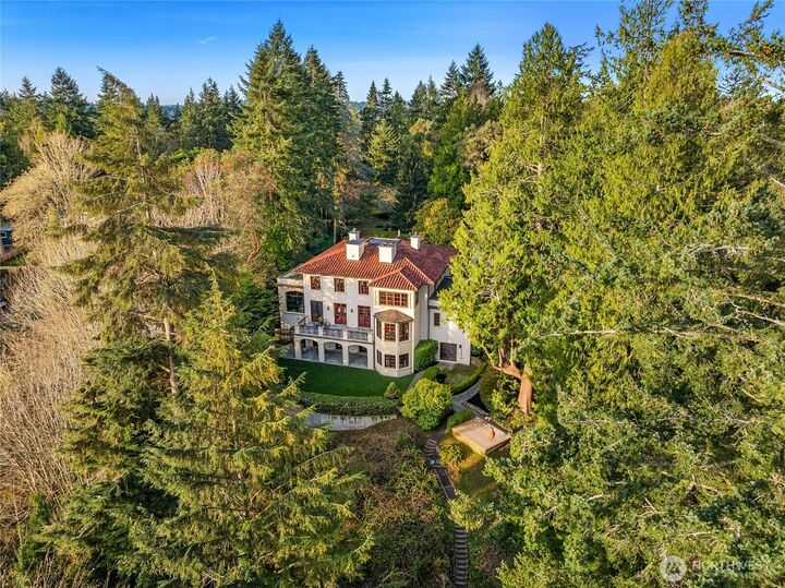Property Photo: 8010 Grand Avenue NE WA 98110
