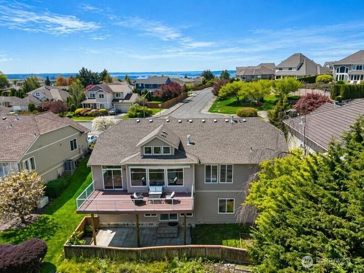 Property Photo: 9629 183 Ave E WA 98391