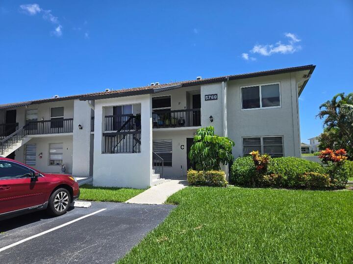 Property Photo:  5760 Princess Palm Court C  FL 33484 
